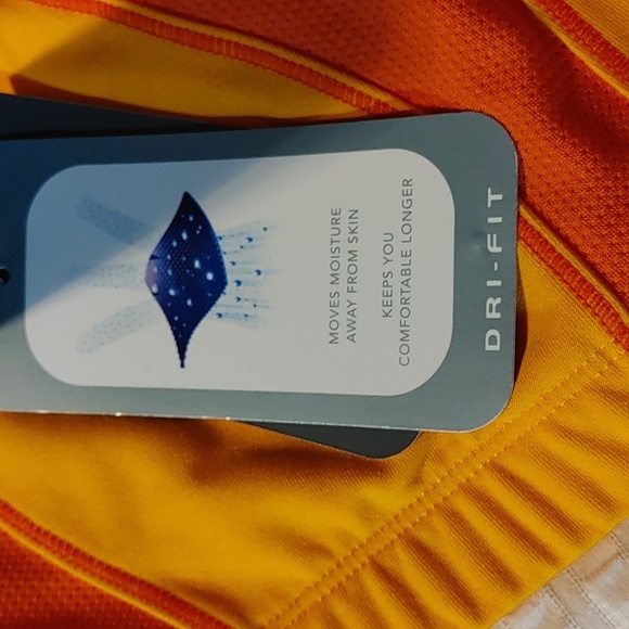 NEW Women's Nike Dri-fit Racer Back Sports Bra Size Small - Picture 10 of 10